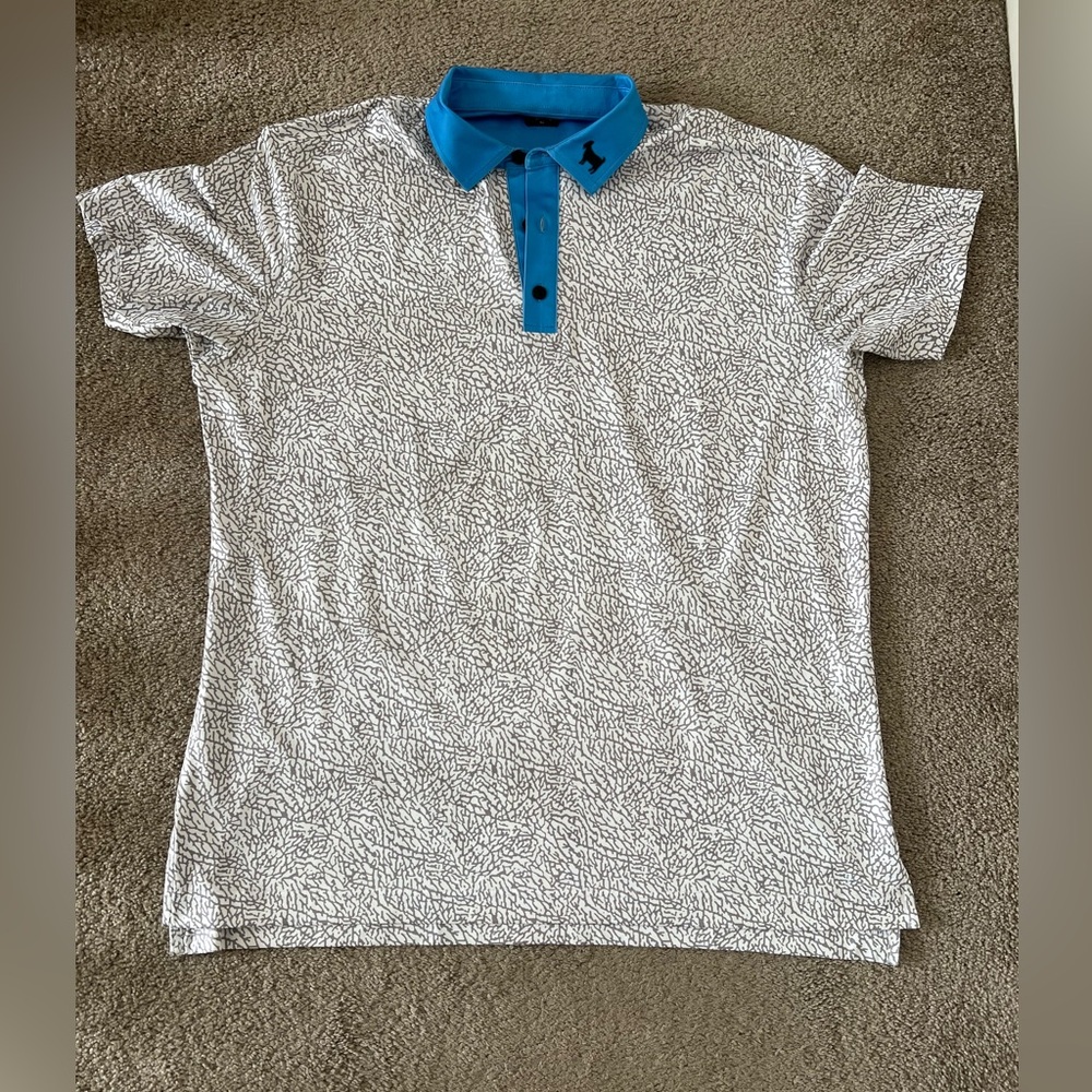 Goated Men's White Patterned Polo Shirt with Blue Collar